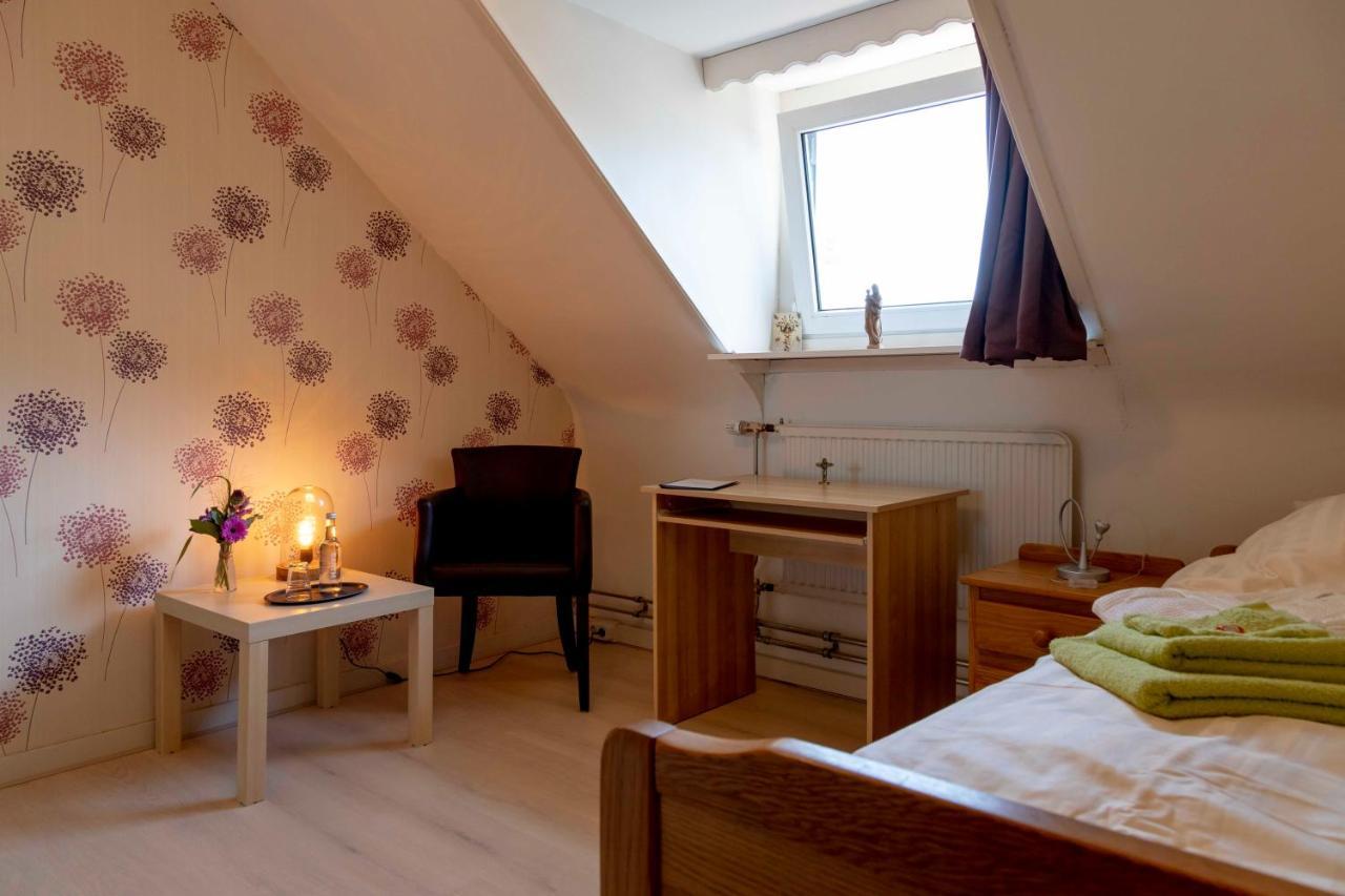 B&B Antoniushoeve Lomm Екстериор снимка