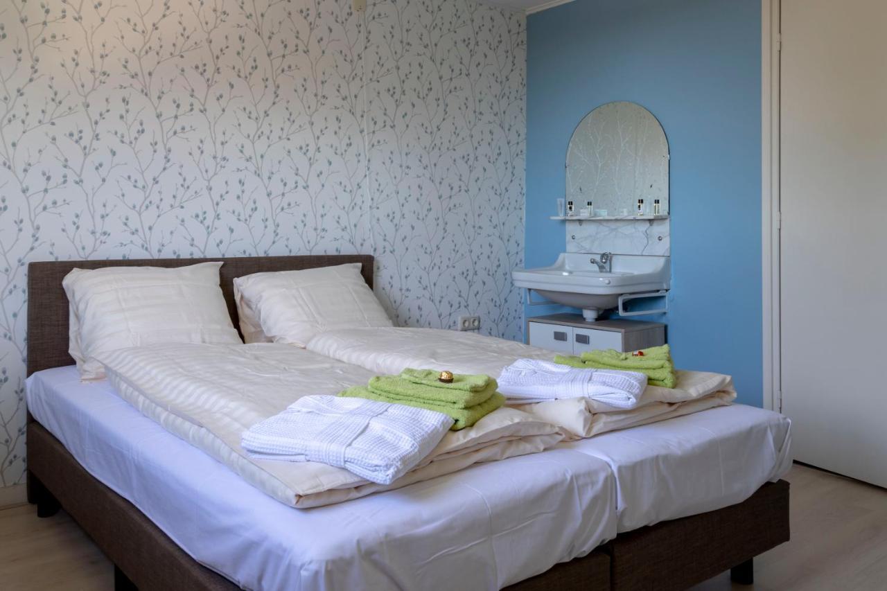 B&B Antoniushoeve Lomm Екстериор снимка
